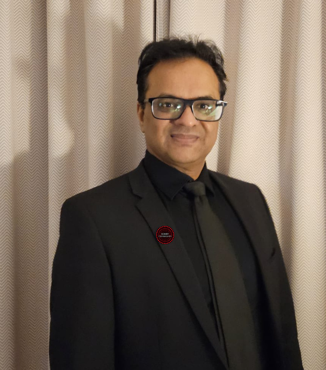 Mr. Soenil Soebedar
